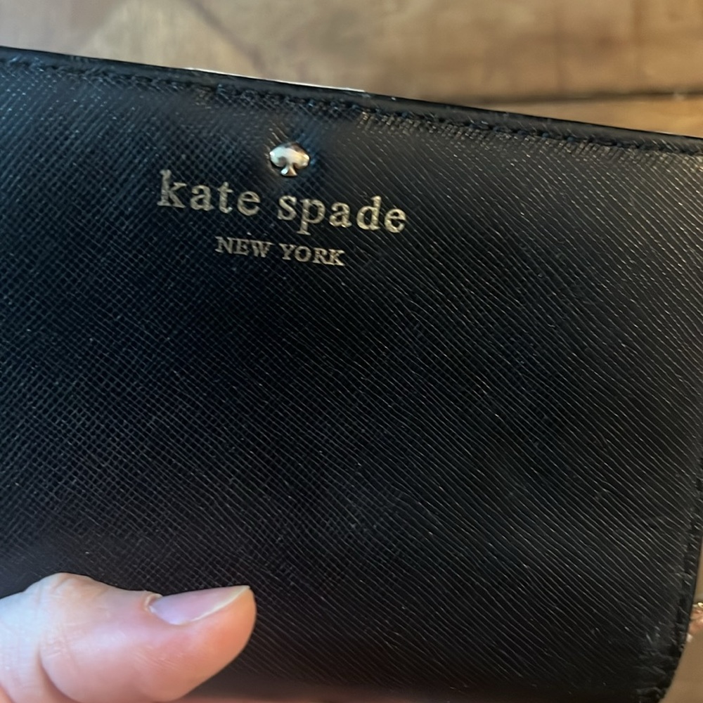 Kate Spade Saffiano Black and White Leather Wallet - Picture 5 of 5